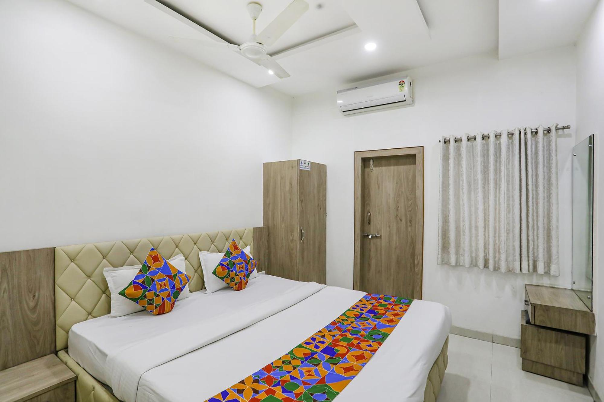 Fabhotel Angeethi Аурангабад Екстериор снимка